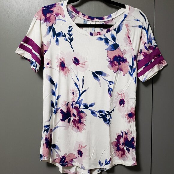 NWOT Maurices 24/7 Floral Lace-up Back Baseball Tee - Picture 2 of 9